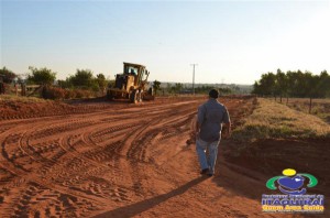 Secretaria de Obras trabalha na recuperação de estradas vicinais