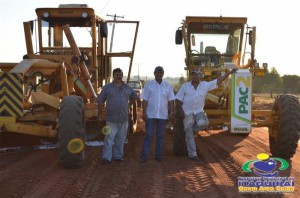 Secretaria de Obras trabalha na recuperação de estradas vicinais