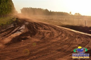 Secretaria de Obras trabalha na recuperação de estradas vicinais