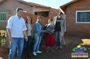 ESF JARDIM PRIMAVERA DISTRIBUI AGASALHOS PARA COMUNIDADE