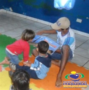 CEI – PEQUENO PRÍNCIPE PRESTOU HOMENAGEM OS PAIS
