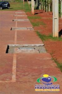 Prefeito Visita obra em escola no assentamento