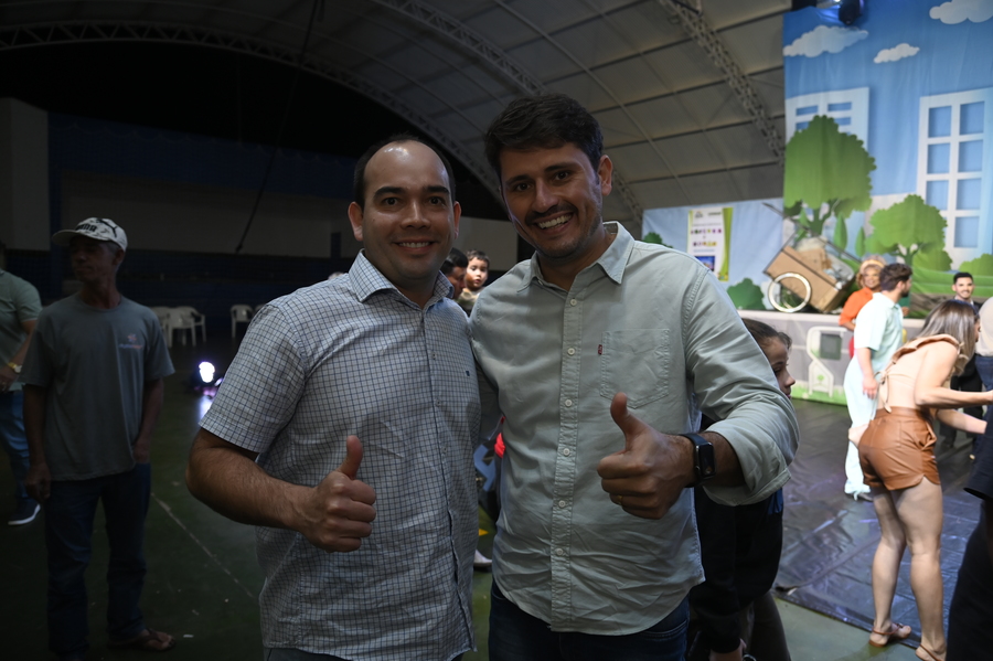 Prefeitura de Itaquiraí, Consórcio Conisul e Itaipu Binacional apresentaram teatro sobre a importância da coleta seletiva e preservação ambiental