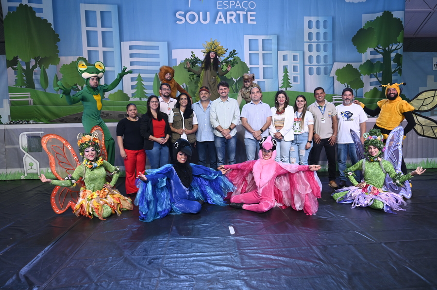 Prefeitura de Itaquiraí, Consórcio Conisul e Itaipu Binacional apresentaram teatro sobre a importância da coleta seletiva e preservação ambiental