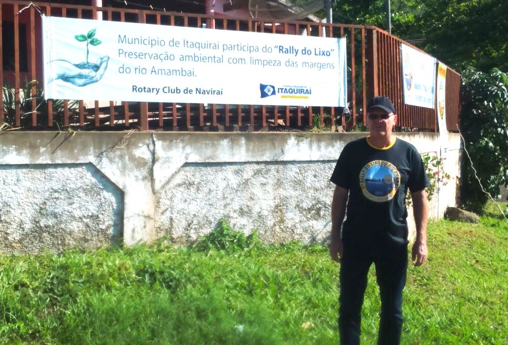 Prefeituras de Itaquiraí e Naviraí, e Rotary de Naviraí realizam com sucesso o Rally do Lixo no rio Amambai