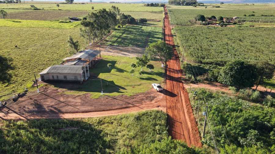 Secretaria de Obras mantém frentes de trabalho atuando na recuperação das estradas rurais