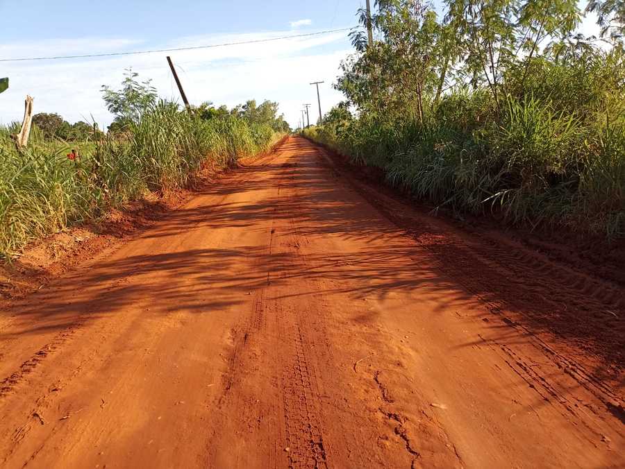 Prefeitura de Itaquiraí avança na manutenção de estradas vicinais e garante mais segurança no trafego rural