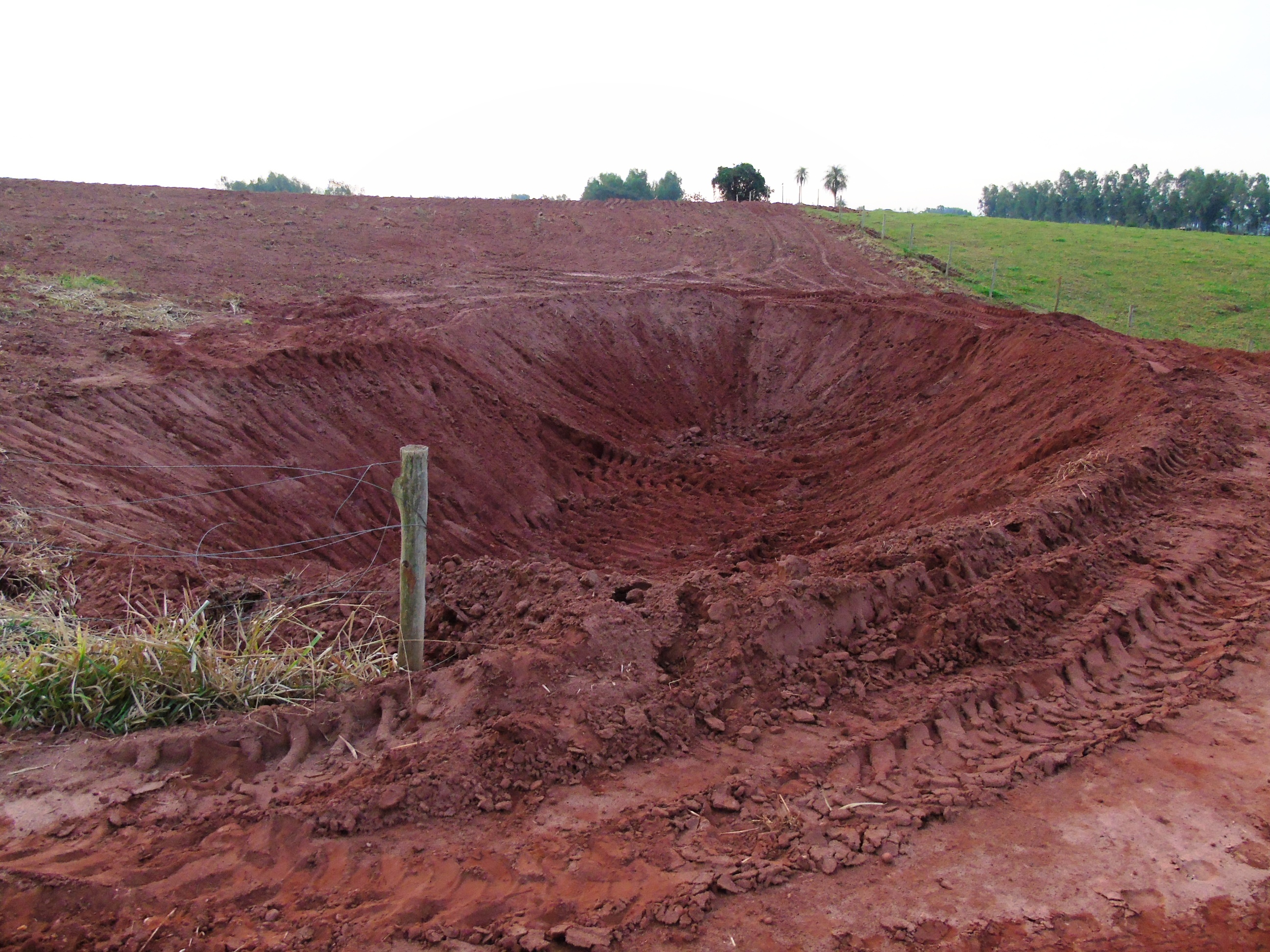Prefeitura de Itaquiraí deixa estradas vicinais em boas condições de tráfego
