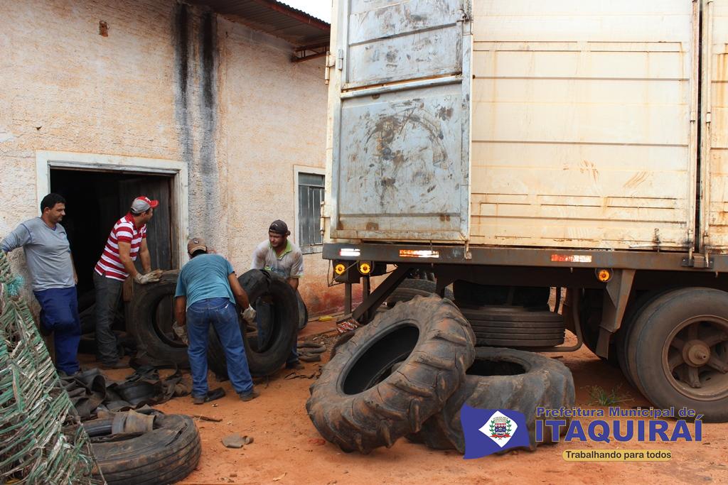 Prefeitura de Itaquiraí recolhe mais de 3000 pneus inservíveis