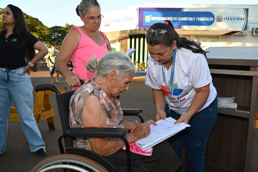 Feira da Saúde leva cuidado a mais de 500 pessoas em Itaquiraí