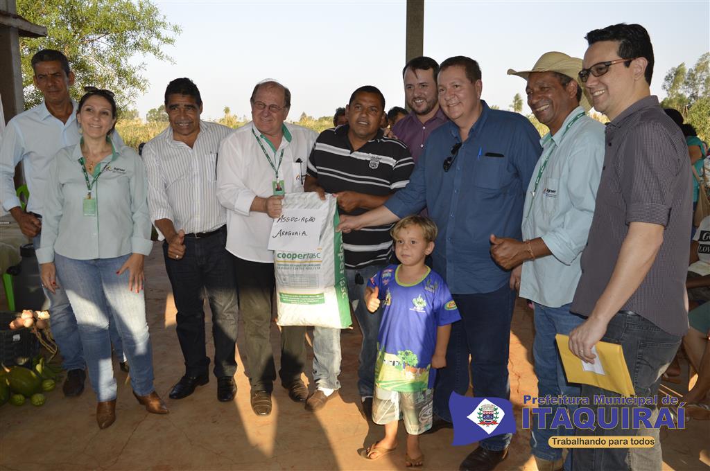 Agraer, Incra e Prefeitura de Itaquiraí entregam CCUs e DAPs a assentados dos P.A.s Itaquiraí e Santo Antônio