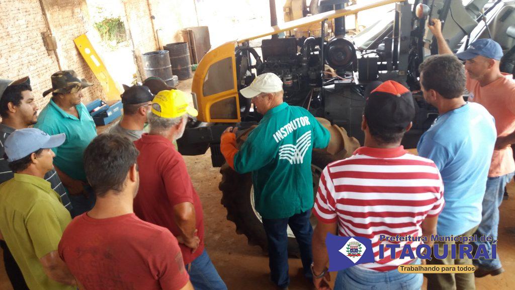 Prefeitura de Itaquiraí, Secretaria Municipal de Agricultura e Senar concluem curso de manutenção de tratores agrícolas