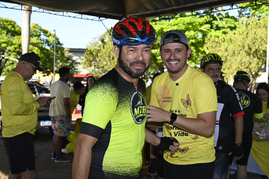Assistência Social promoveu passeio ciclístico para alertar sobre a prevenção ao suicídio